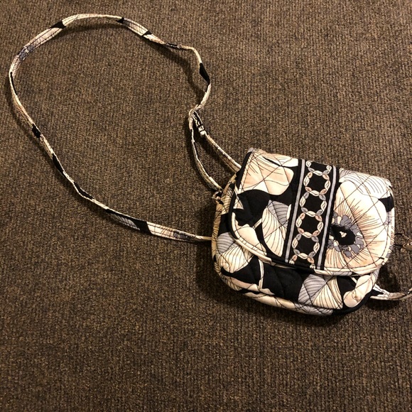 Authentic, Rare, Retired Vera Bradley! 🍂 - Picture 1 of 7